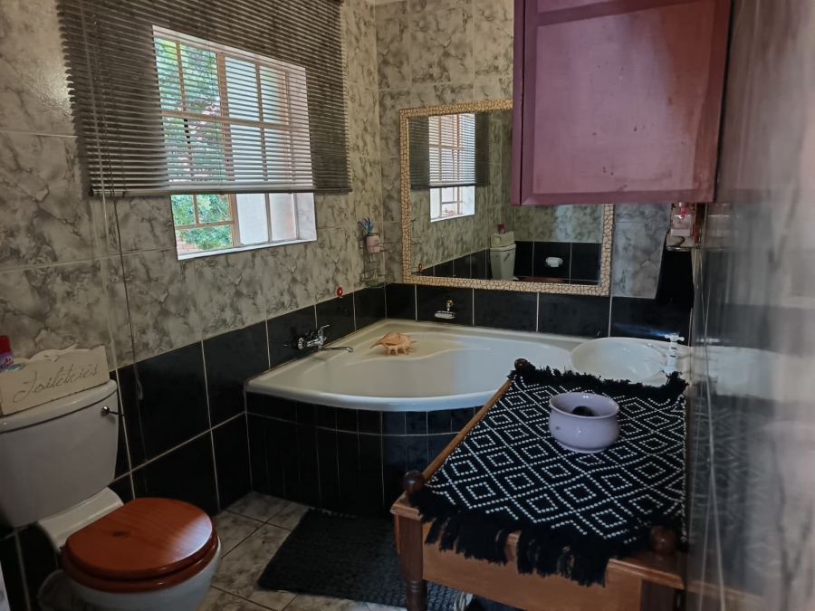 4 Bedroom Property for Sale in Cashan North West
